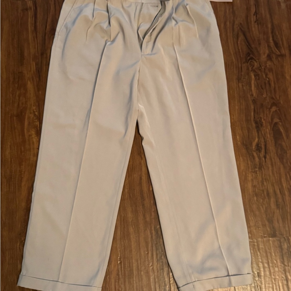 Windham Poimt Men's Classic Tan Pleated Dress Pants NWT W38 L29